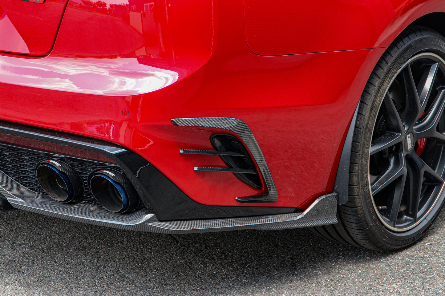 CONVOY Rear Bumper Canards for Kia Stinger [Partial + Edges CF Wrap]