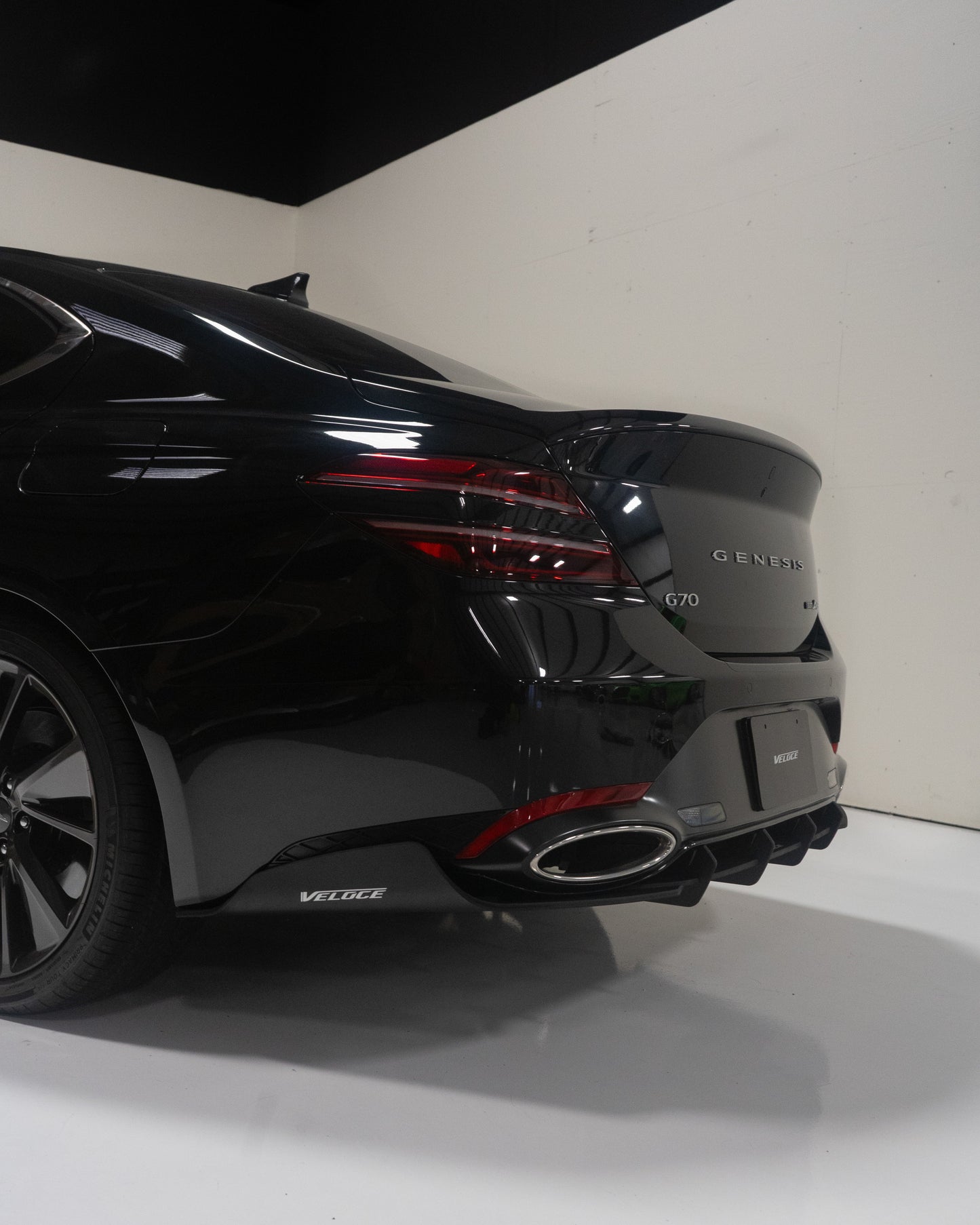 VELOCE Rear Spats and Diffuser + Fins Set for Genesis G70 2022+